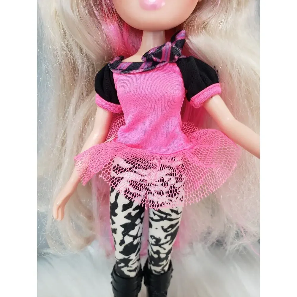 Bratz gently used